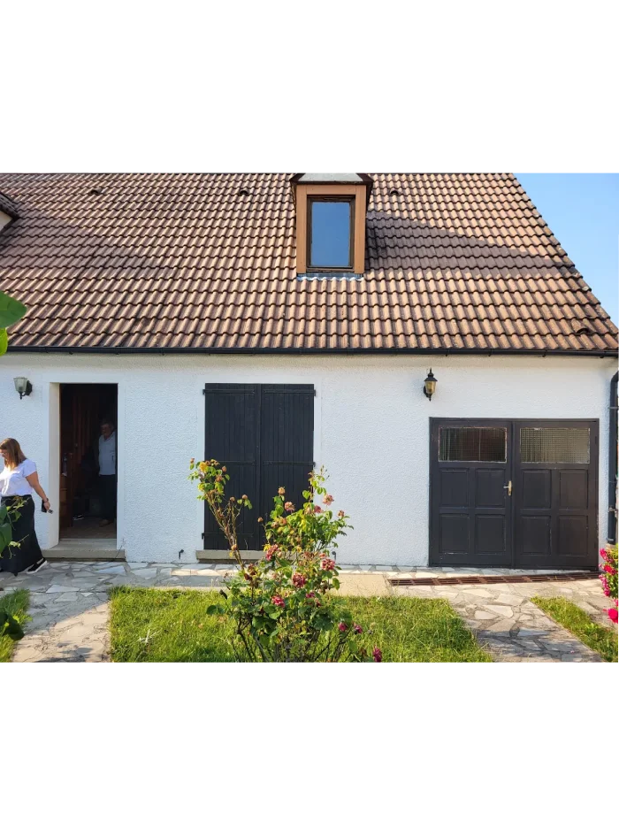Maison avec jardin et garage